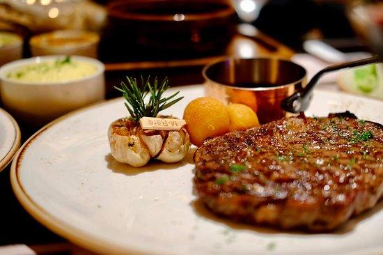 Moo Beef Steak 109 Ly Tu Trong